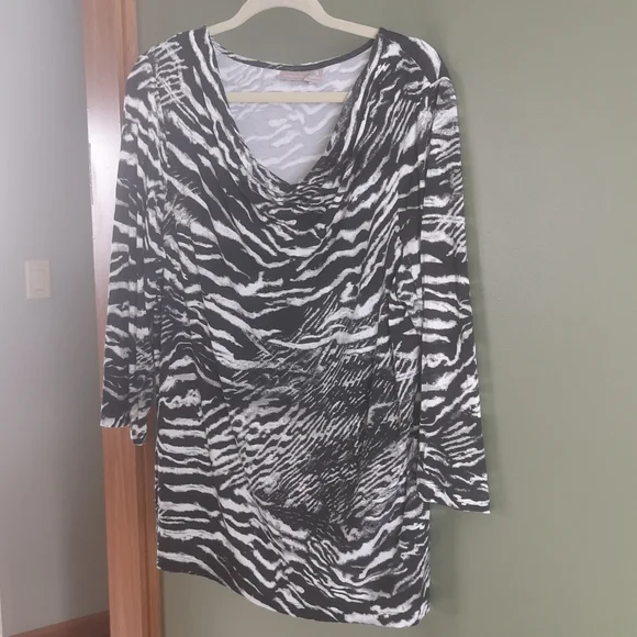Chico's Zebra Print Cowl Neck 3/4 Sleeve Fashion Top Sz 3 Fits Like L or XL - Picture 6 of 12